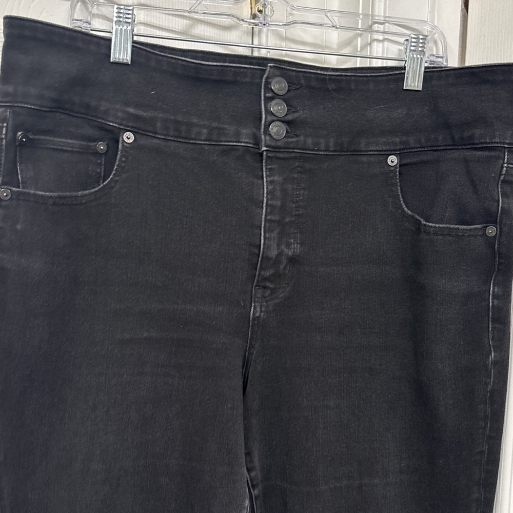 American Eagle Super High Rise Flare Jeans Womens 18 LONG Black Dream Stretch - Picture 3 of 12
